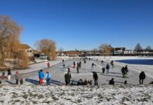 Zwolle Zuid geniet volop van het mooie schaatsweer (fotoreportage)