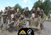 Jongeren uit Zwolle Zuid verleggen grenzen bij Mud Masters