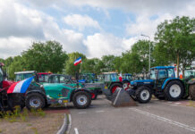 Distributiecentrum AH geblokkeerd door boeren