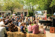 Artiesten gezocht voor ‘IK TOON op de stoep’