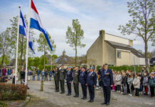 Leerlingen OBS de Octopus herdenken bevrijding Zwolle