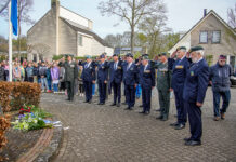 Omgekomen geallieerde piloten herdacht bij monument Pilotenlaan