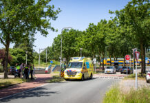 Jonge fietsster aangereden op fietsoversteek Nieuwe Deventerweg